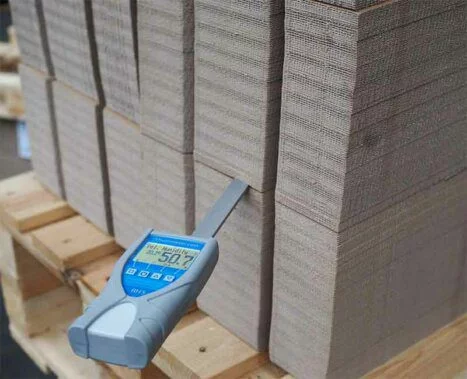 Schaller humimeter RH5 – wilgotnościomierz do stosu papieru - pomiar